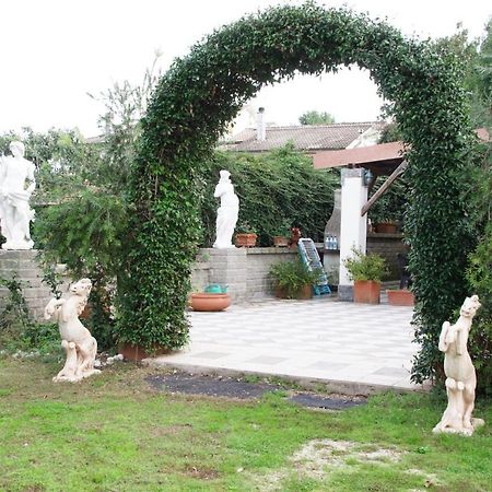 B&B La Toscana Marta Ngoại thất bức ảnh